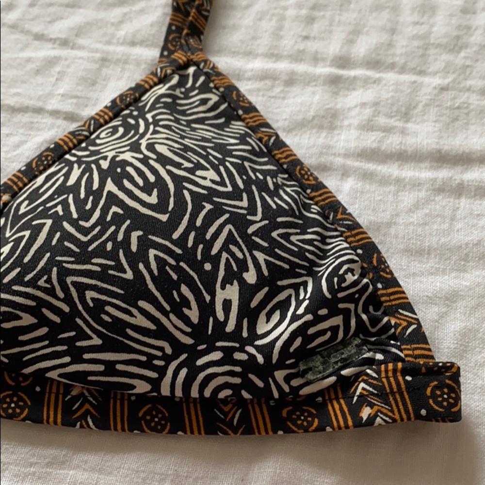 Volcom bikini top - small - Picture 2 of 6